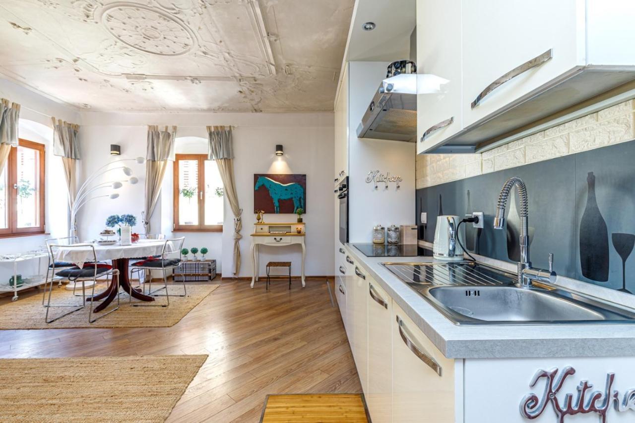 Two Bedroom Apartment La Mer Poreč Zewnętrze zdjęcie